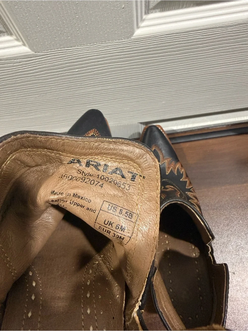 Ariat Women's Dixon Western Boot Brooklyn Black Snip Toe Pointed Toe Size 8.5B - Picture 6 of 6
